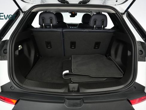 Used 2022 Chevrolet Bolt EUV Premier w/ Launch Edition image 26