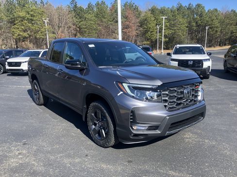 New 2026 Honda Ridgeline TrailSport image 2