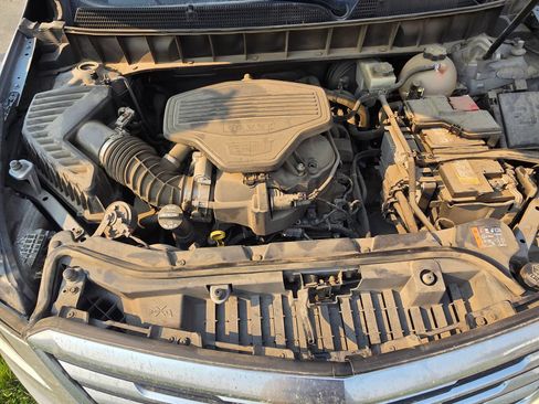 Used 2018 Cadillac XT5 Premium Luxury AWD/4WD image 5