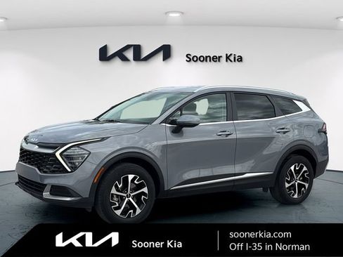 Used 2024 Kia Sportage EX AWD/4WD image 1