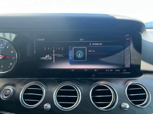 Certified 2018 Mercedes-Benz E 300 image 32