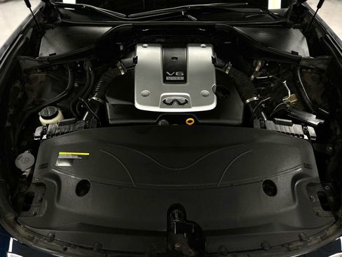 Used 2019 INFINITI Q70 Luxe image 42