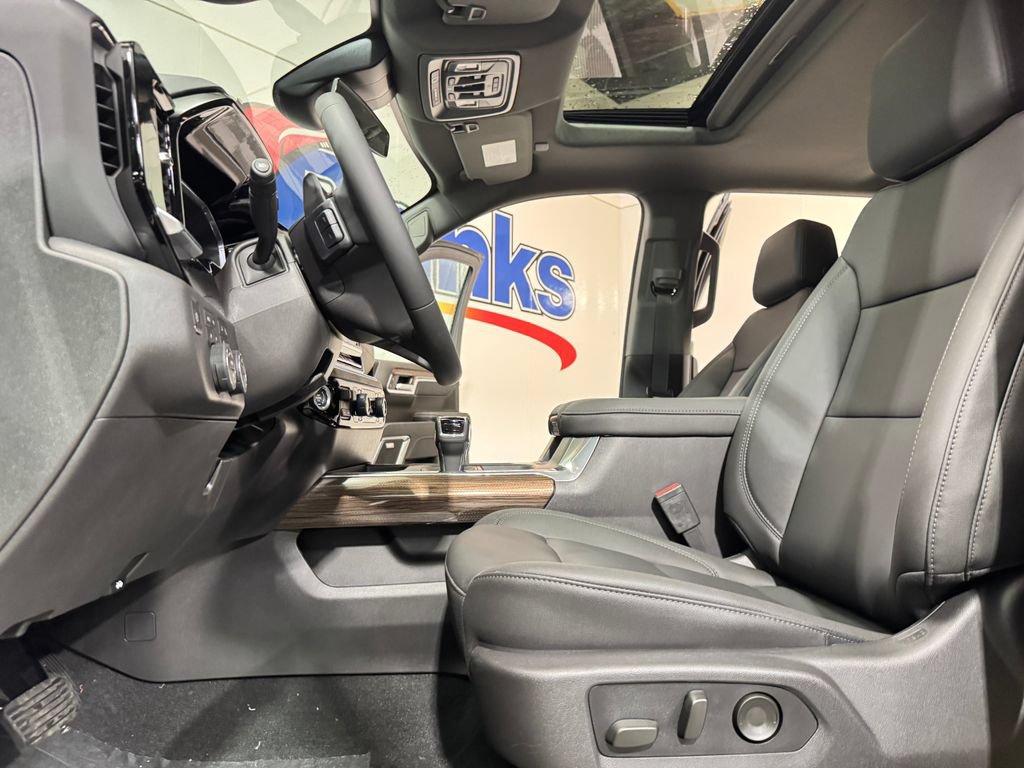 New 2026 Chevrolet Silverado 1500 RST w/ RST All Star Premium Package AWD/4WD image 8