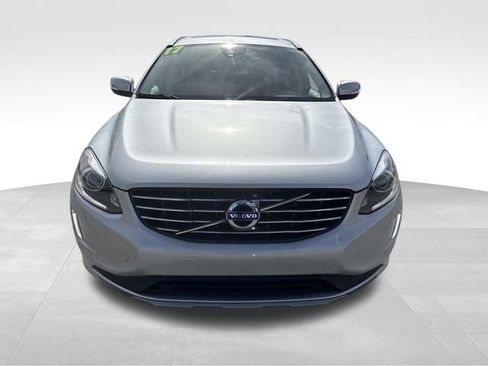 Used 2017 Volvo XC60 T5 Inscription w/ Preferred Option Package image 10