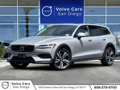 Certified 2025 Volvo V60 B5 Cross Country Plus