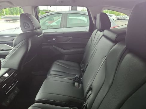 Used 2023 Acura MDX SH-AWD w/ Advance Package image 7