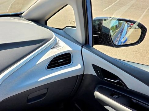 Used 2019 Chevrolet Bolt LT FWD image 24