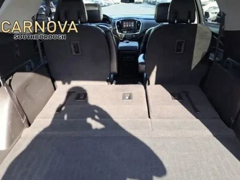Used 2018 Chevrolet Traverse LT image 26