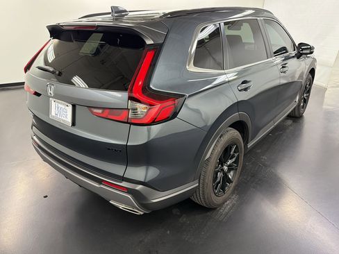 Used 2025 Honda CR-V Sport image 9