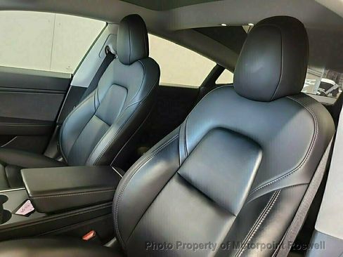 Used 2021 Tesla Model 3 Long Range AWD/4WD image 4