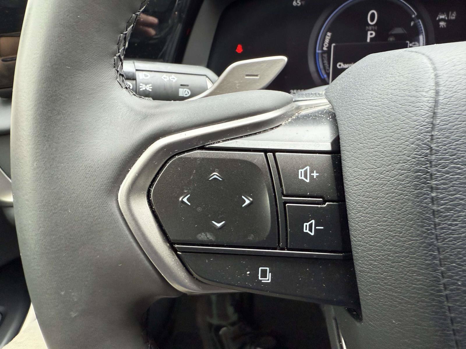 Used 2023 Lexus RZ 450e Premium w/ Technology Package AWD/4WD image 22