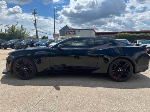 Used 2018 Chevrolet Camaro SS w/ Redline Edition RWD image 9