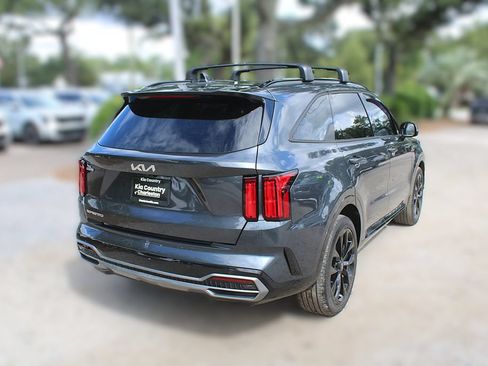Used 2023 Kia Sorento SX FWD image 7