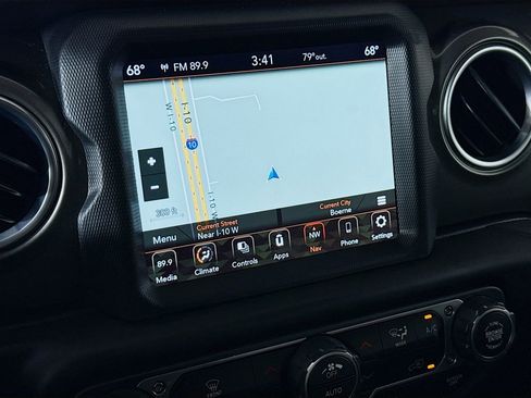 Used 2023 Jeep Wrangler Sahara image 13