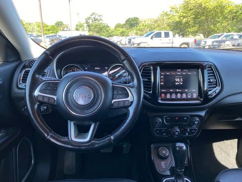 Used 2019 Jeep Compass Limited AWD/4WD image 20
