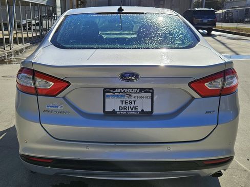 Used 2013 Ford Fusion SE image 4