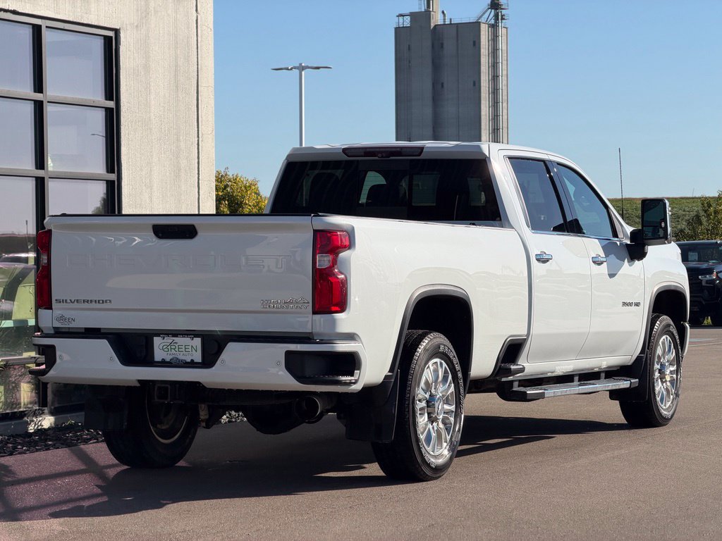 Used 2020 Chevrolet Silverado 3500 High Country w/ Technology Package AWD/4WD image 5