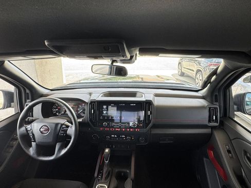 Used 2026 Nissan Frontier PRO-4X AWD/4WD image 34