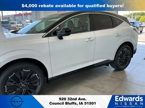 New 2026 Nissan Murano Platinum w/ Cargo Package AWD/4WD image 3