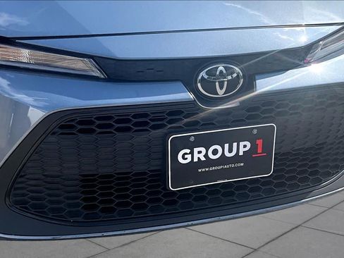 Used 2021 Toyota Corolla LE w/ Carpet Mat Package (TMS) FWD image 29