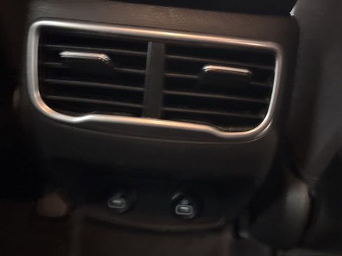 Used 2022 Hyundai Santa Fe SEL w/ Convenience Package image 30