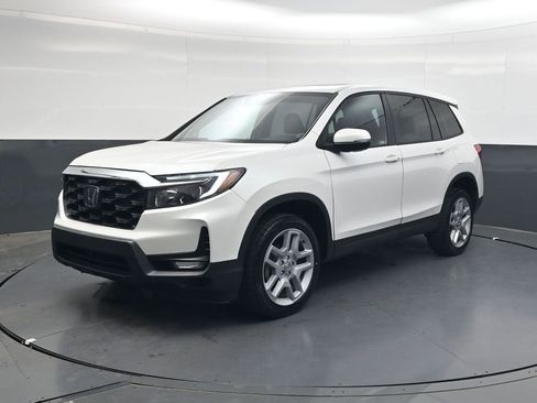 Used 2024 Honda Passport EX-L image 8