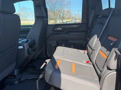 New 2026 GMC Sierra 2500 AT4 image 18