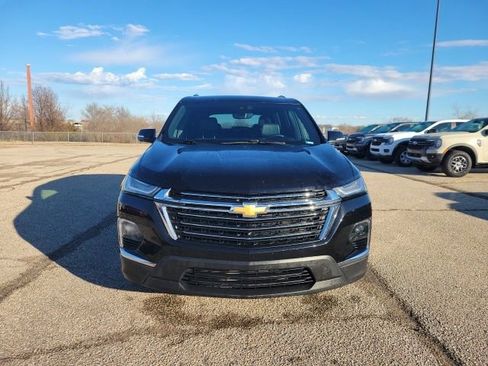 Used 2023 Chevrolet Traverse LT w/ LT Premium Package image 17