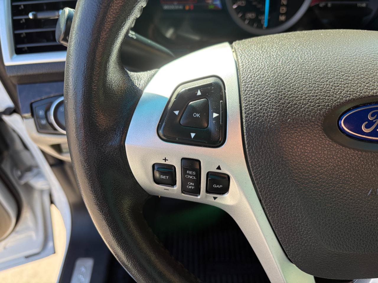 Used 2015 Ford Explorer Limited w/ Equipment Group 302A AWD/4WD image 19