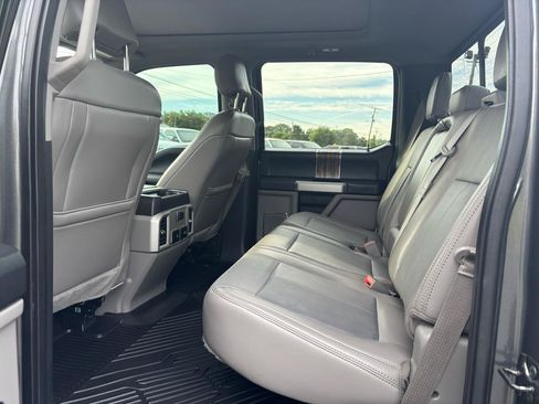 Used 2018 Ford F150 Lariat AWD/4WD image 14