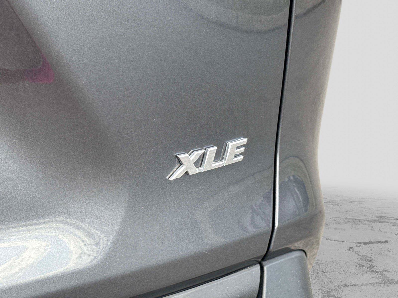 Used 2024 Toyota RAV4 XLE FWD image 11