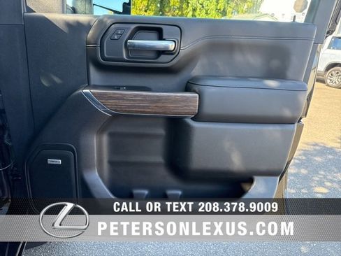 Used 2022 Chevrolet Silverado 3500 High Country w/ Z71 Off-Road Package image 11