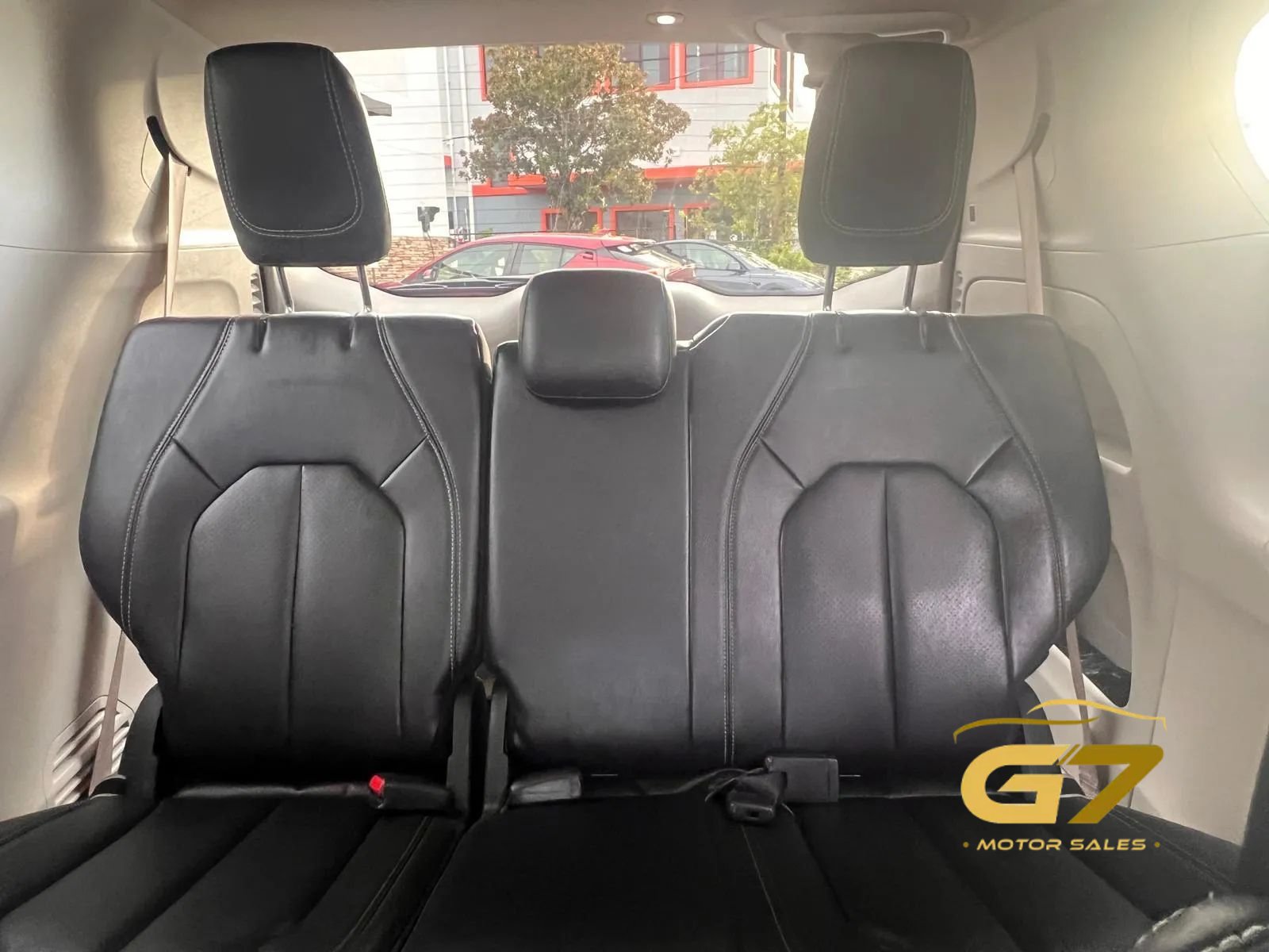 Used 2026 Chrysler Pacifica Select FWD image 13