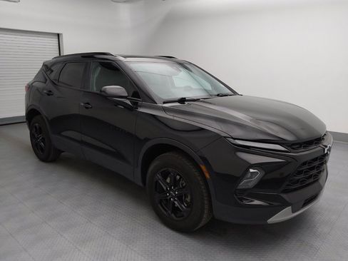 Used 2024 Chevrolet Blazer LT w/ Convenience Package FWD image 11