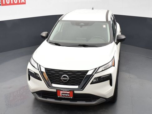 Used 2023 Nissan Rogue S AWD/4WD image 26
