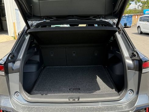 New 2026 Volkswagen Tiguan SE R-Line AWD/4WD image 25