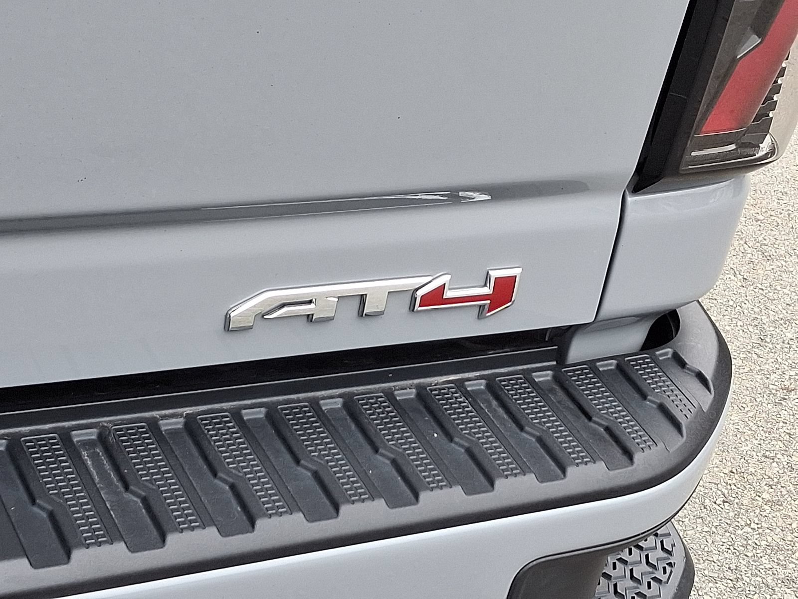 Used 2025 GMC Sierra 3500 AT4 AWD/4WD image 29