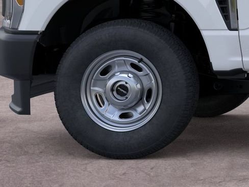 New 2026 Ford F250 XL AWD/4WD image 19