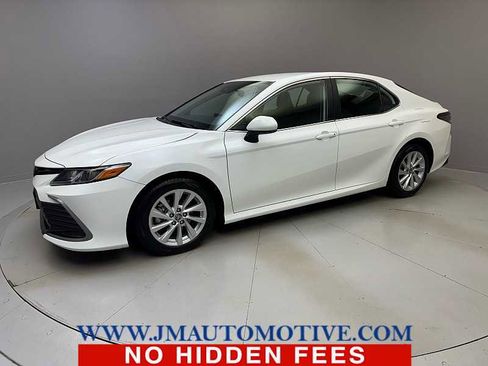 Used 2024 Toyota Camry LE FWD image 1