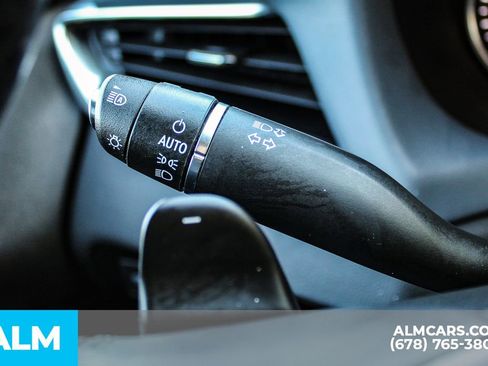 Used 2024 Buick Enclave Premium image 32