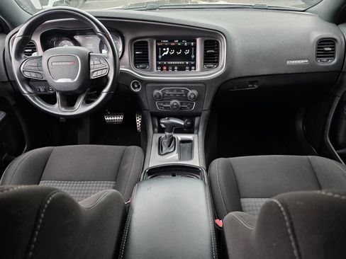 Used 2022 Dodge Charger R/T w/ Blacktop Package image 10