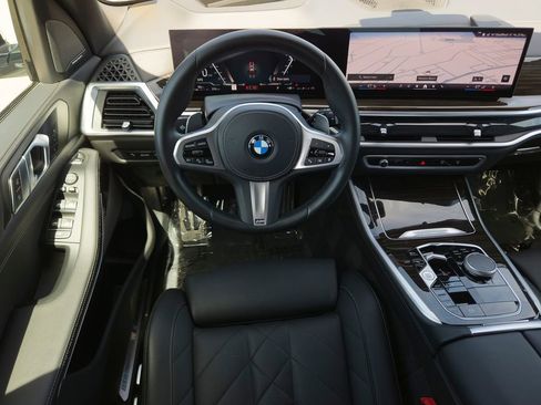 Used 2024 BMW X5 xDrive40i w/ M Sport Package AWD/4WD image 20