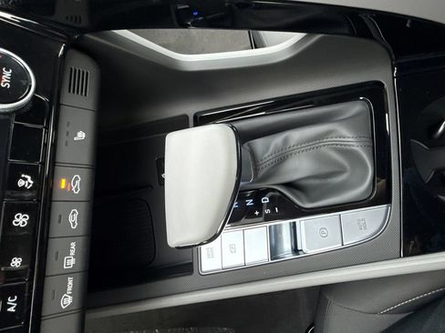 New 2026 Hyundai Elantra SEL Sport Premium FWD image 28