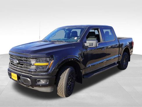 New 2025 Ford F150 XLT w/ Equipment Group 302A MID image 7