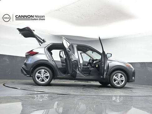 New 2025 Nissan Kicks Play S FWD image 55