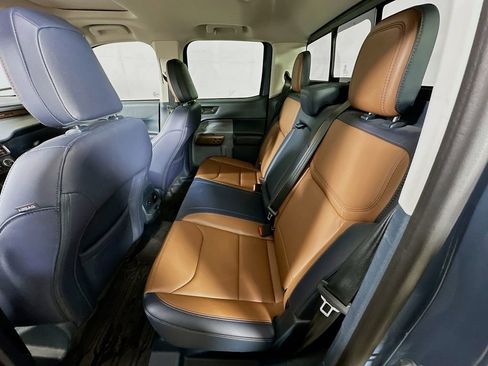 Used 2024 Ford Maverick Lariat w/ FX4 Off-Road Package image 14