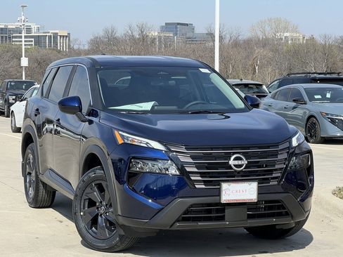 New 2026 Nissan Rogue SV image 2
