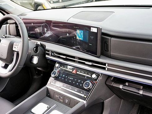 New 2026 Hyundai Santa Fe Limited AWD/4WD image 13