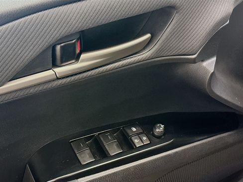 Used 2025 Toyota Camry SE FWD image 15
