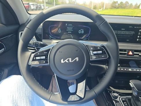New 2026 Kia Seltos S AWD/4WD image 9